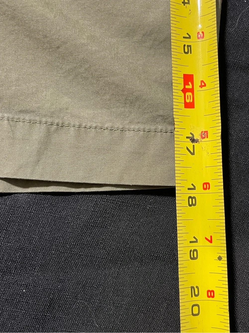 Like New! Mens Ralph Lauren Cotton Khaki Shorts